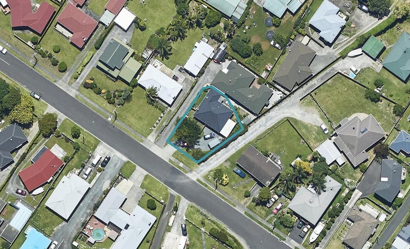 37 Chadwick Road, Greerton, Tauranga - Carousel 1