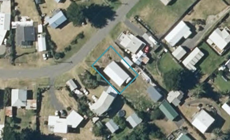 6 Chrystall Street, Foxton Beach, Foxton - Carousel 1