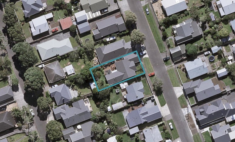 42 Newton Street, Fitzroy, New Plymouth - Carousel 1