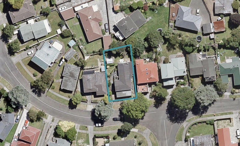 29 Pasadena Crescent, Totara Park, Upper Hutt - Carousel 1