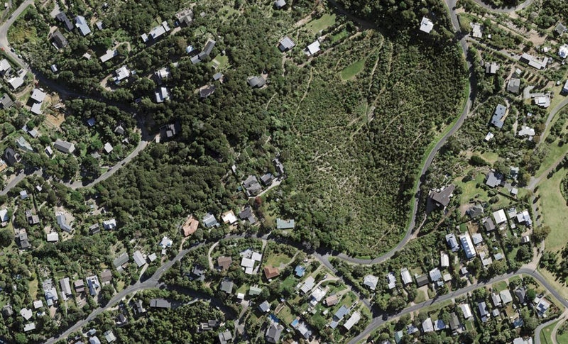5A Coromandel Road, Oneroa, Waiheke Island - Carousel 1