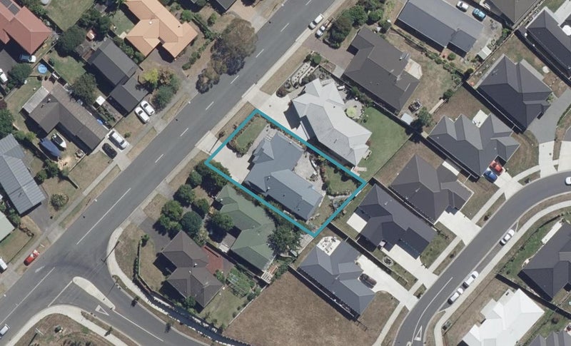 39 Dixon Road, Fitzroy, Hamilton - Carousel 1