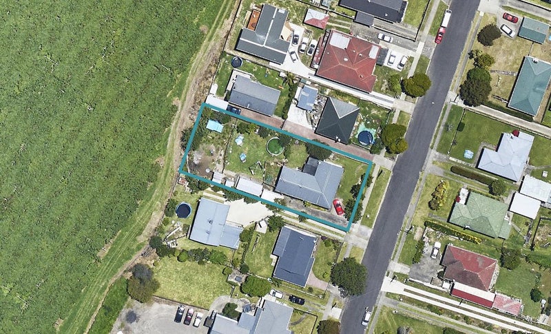 24 SEDDON STREET, Te Puke, Western Bay Of Plenty - Carousel 1