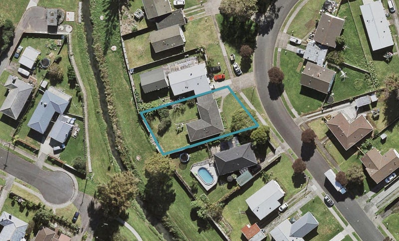 48 Molesworth Place, Māngere, Auckland - Carousel 1