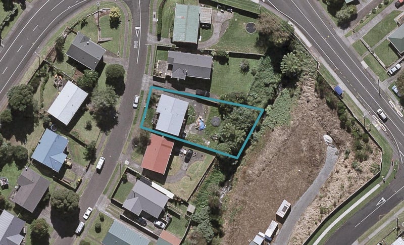 5 Regent Place, Blagdon, New Plymouth - Carousel 1