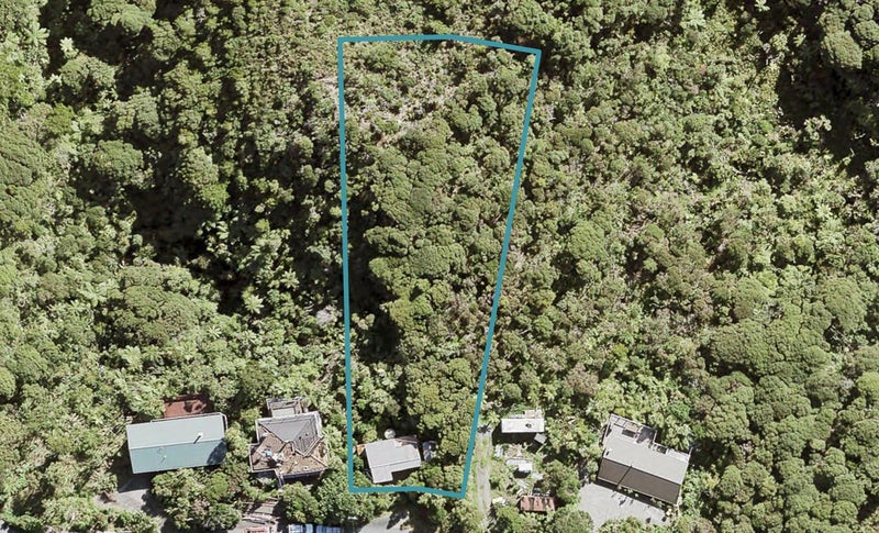 17 Log Race Road, New Lynn - Carousel 1