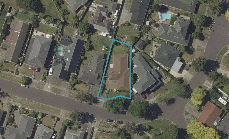 10 Aintree Crescent, Awapuni, Palmerston North - Carousel 1