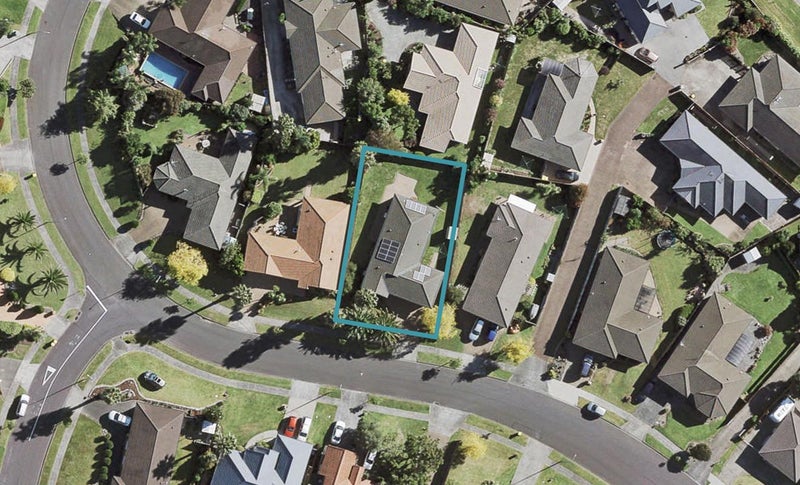19 Lothian Brae, Wattle Downs, Auckland - Carousel 1