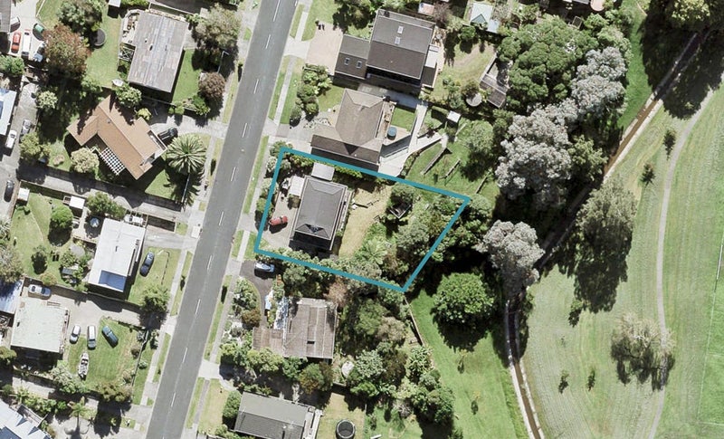 22 Polkinghorne Drive, Manly, Whangaparaoa - Carousel 1