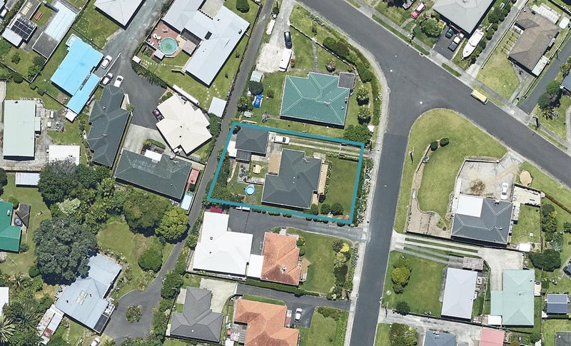 3 Simmonds Grove, Greerton, Tauranga - Carousel 1