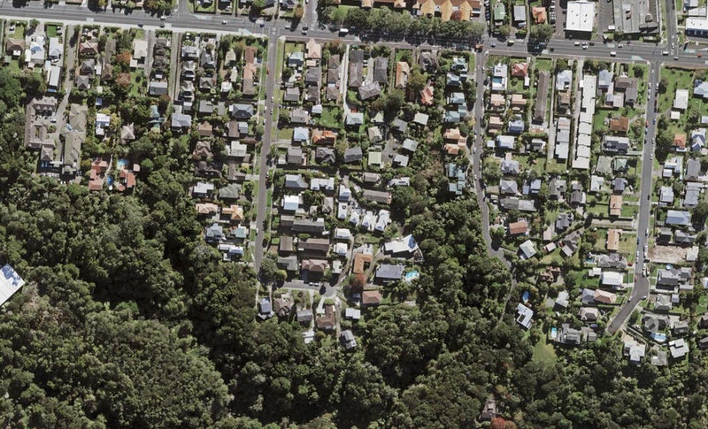 3/12 Wernham Place, Northcote, Auckland - Carousel 1