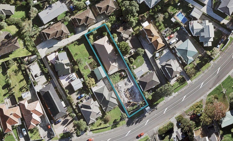 335 Hillsborough Road, Hillsborough, Auckland - Carousel 1