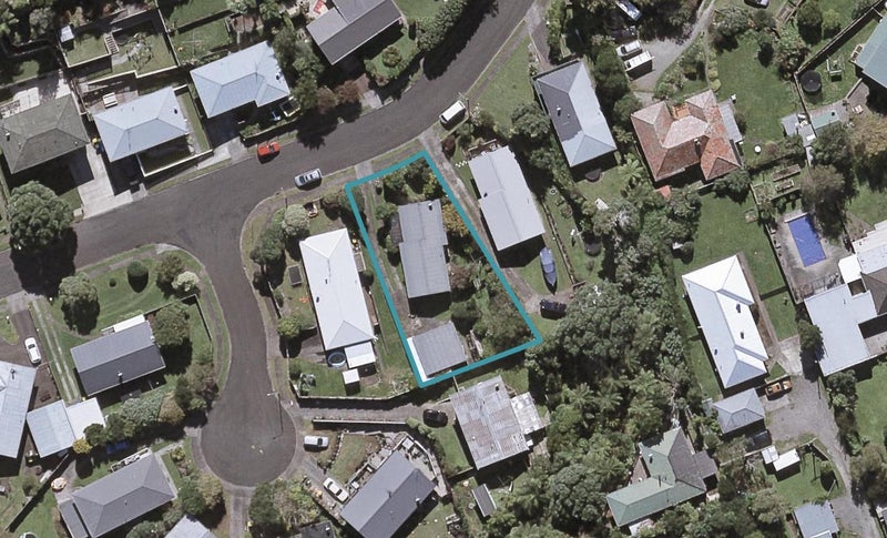 9 Nash Street, Marfell, New Plymouth - Carousel 1