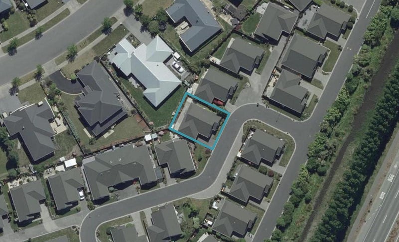 10 Northwood Villas, Northwood, Christchurch - Carousel 1