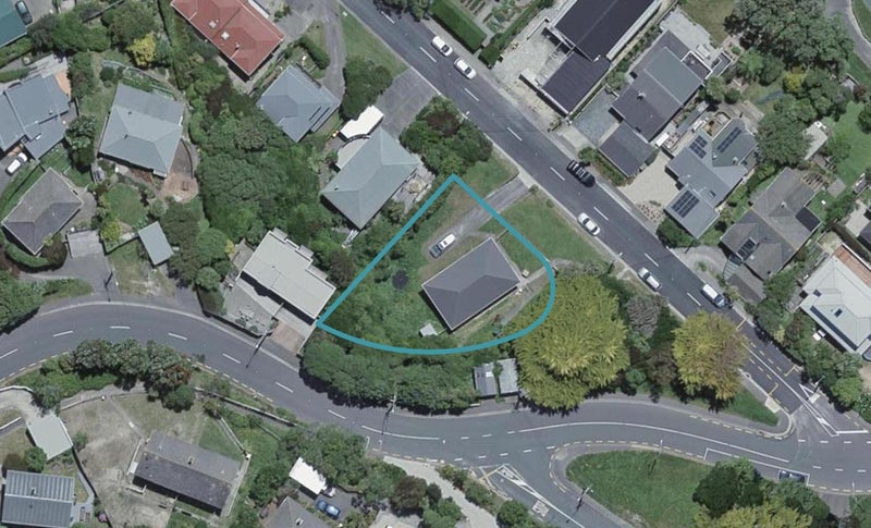 140 Cockayne Road, Khandallah, Wellington - Carousel 1