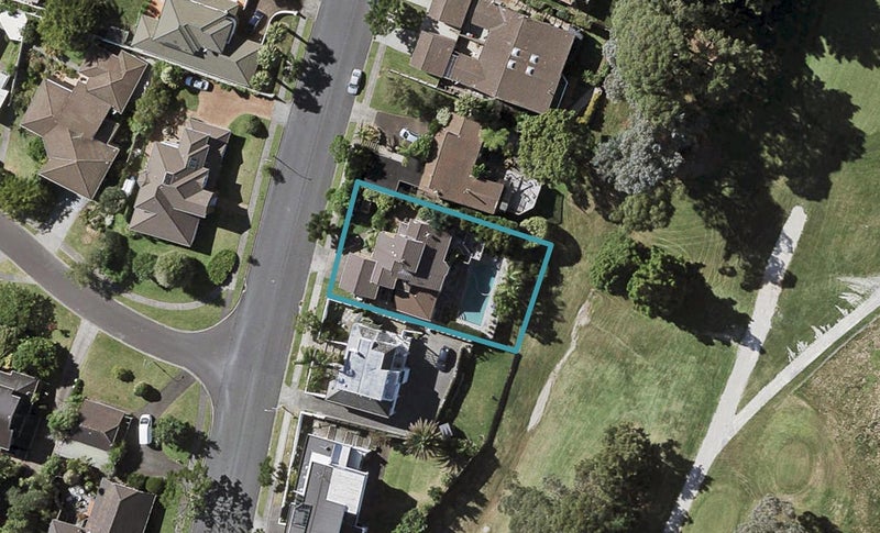 48 Panapa Drive, Saint Johns, Auckland - Carousel 1