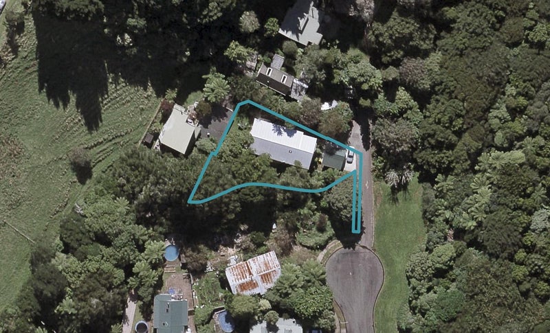 12D Marina Grove, Frankleigh Park, New Plymouth - Carousel 1