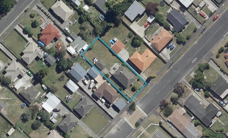 36 Pine Avenue, Bader, Hamilton - Carousel 1