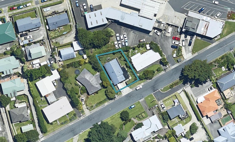 17 Paine Street, Judea, Tauranga - Carousel 1