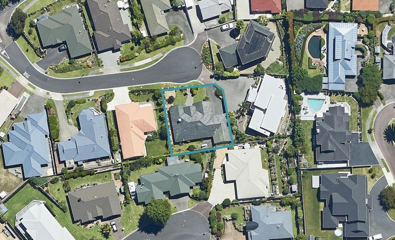 11 Hadleigh Place, Bethlehem, Tauranga - Carousel 1