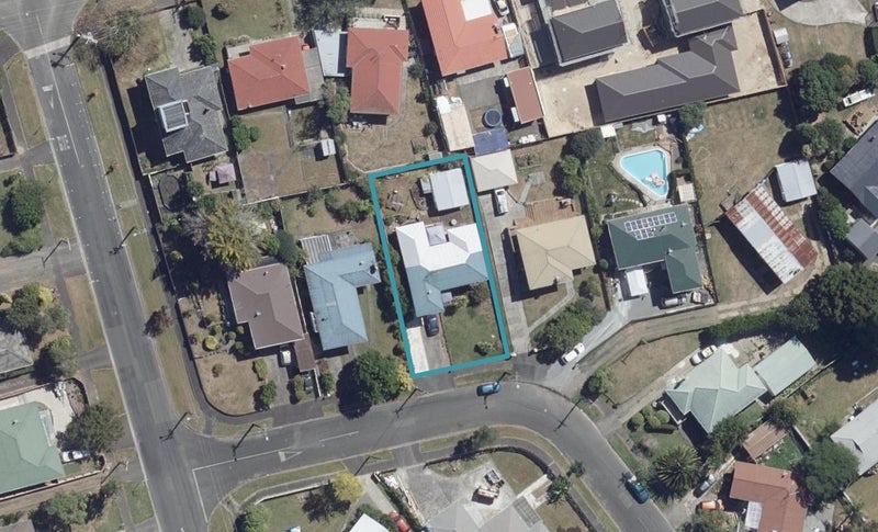 5 Matthews Crescent, Melville, Hamilton - Carousel 1