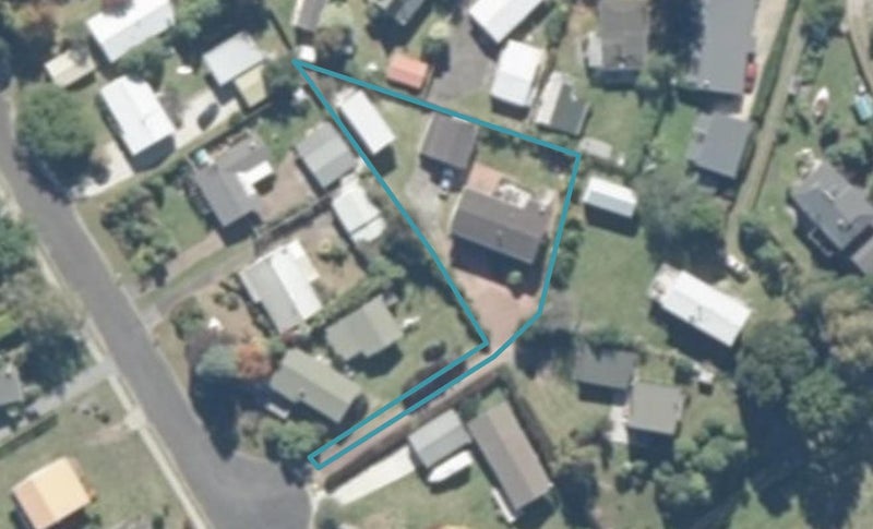 16 Susan Lane, Kinloch, Taupō - Carousel 1