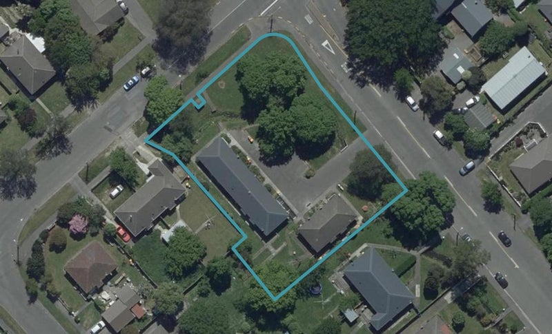 39 Brookside Terrace, Bryndwr, Christchurch - Carousel 1