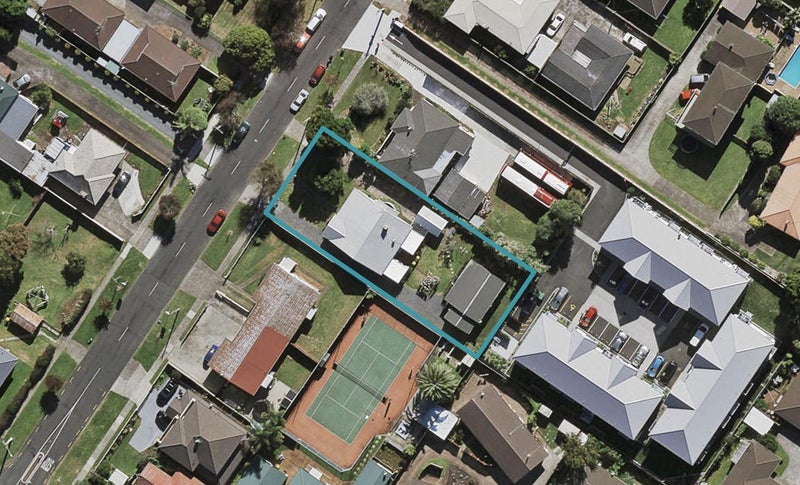 9 Central Avenue, Papatoetoe, Auckland - Carousel 1