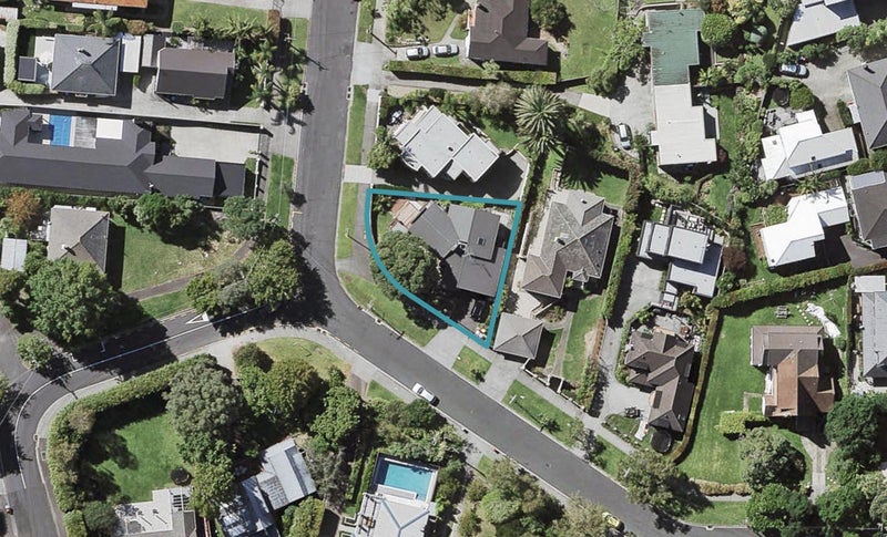 1/11 Comins Crescent, Mission Bay, Auckland - Carousel 1