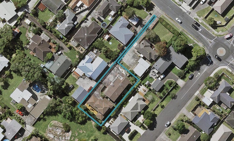 2/0 Nile Road, Milford, Auckland - Carousel 1
