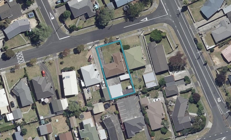 32 Laurence Street, Queenwood, Hamilton - Carousel 1