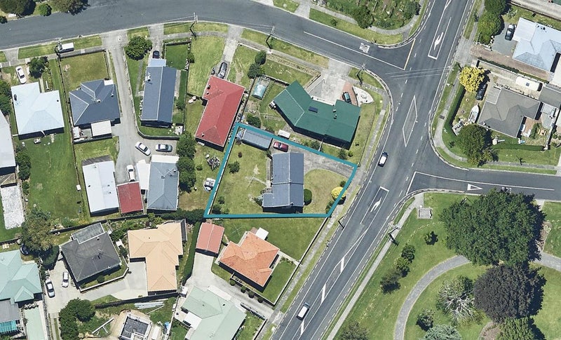 489 Fraser Street, Parkvale, Tauranga - Carousel 1