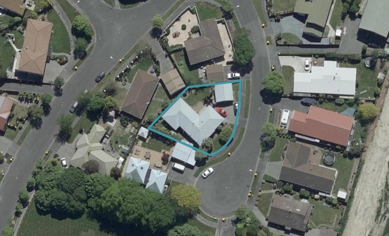 22 Sonning Place, Redwood, Christchurch - Carousel 1