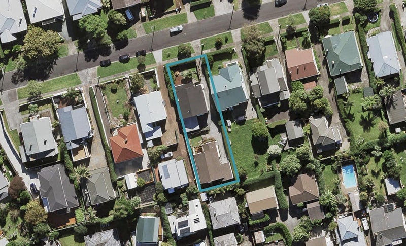 20A Highland Road, Mount Albert, Auckland - Carousel 1