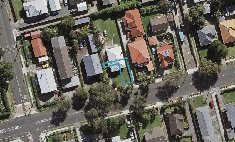 64 Avenue Road, OTAHUHU, AUCKLAND - Carousel 1