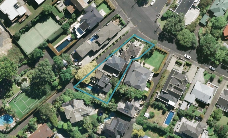 1/0 Takutai Street, Parnell, Auckland - Carousel 1