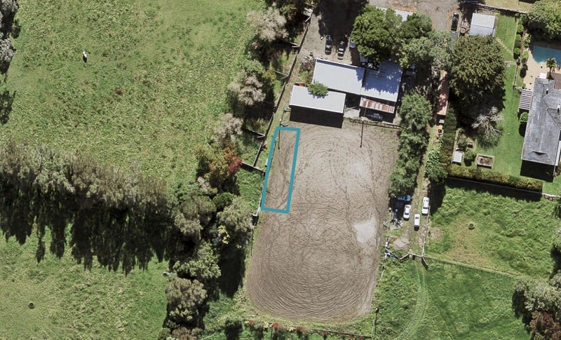 40 Rahopuru Road, WESTGATE, AUCKLAND - Carousel 1