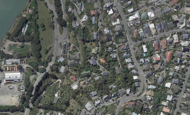 7 Osmond Lane, Mount Pleasant, Christchurch - Carousel 1