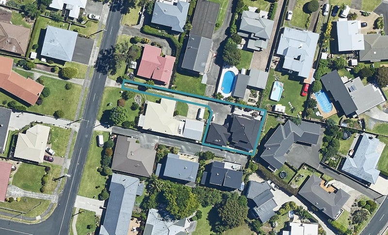 6 Whitaker Street, Otumoetai, Tauranga - Carousel 1