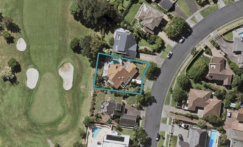 21 Coldham Crescent, Saint Johns, Auckland - Carousel 1