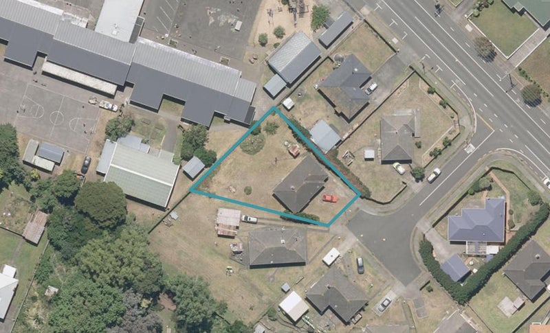 2 Deem Place, Tawhero, Whanganui - Carousel 1
