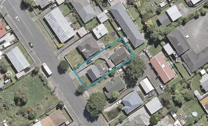 1/5 Liverpool Street, Trentham, Upper Hutt - Carousel 1