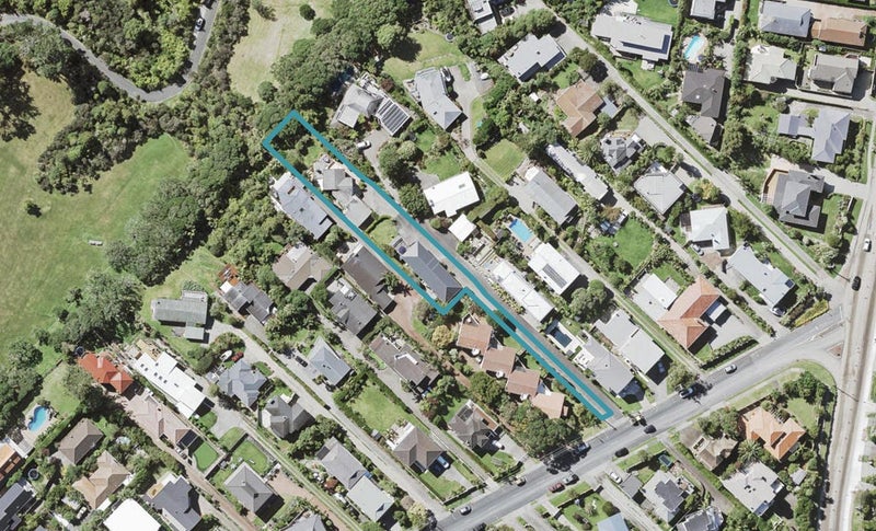 1/142 Aberdeen Road, Campbells Bay, Auckland - Carousel 1