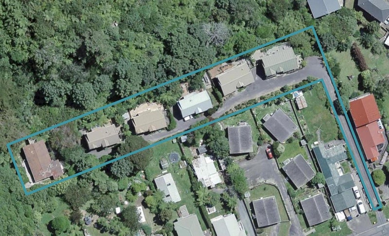 4/44 Allington Road, Karori, Wellington - Carousel 1