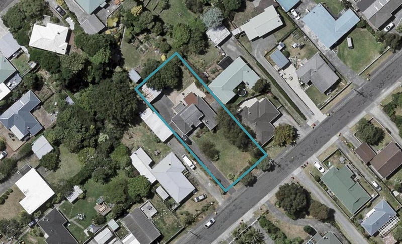 7 Michael Road, Paraparaumu Beach, Paraparaumu - Carousel 1