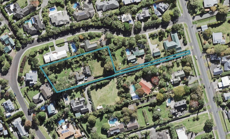 52/50 Roland Road, Greenhithe, Auckland - Carousel 1