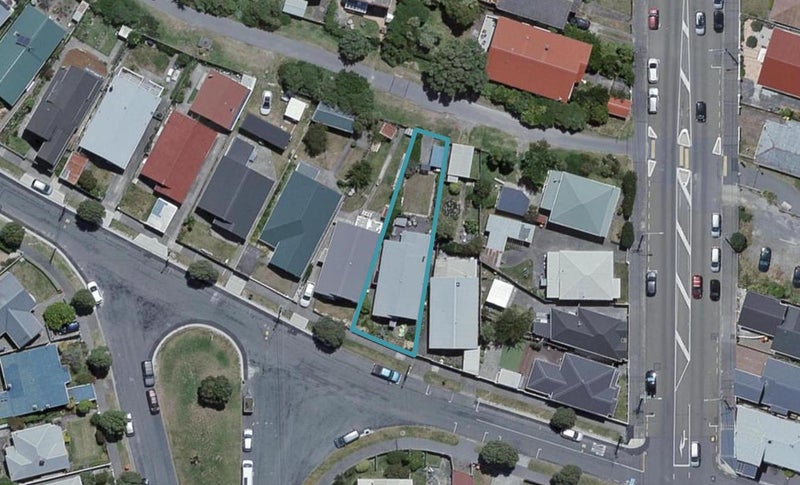 27 Endeavour Street, Lyall Bay, Wellington - Carousel 1