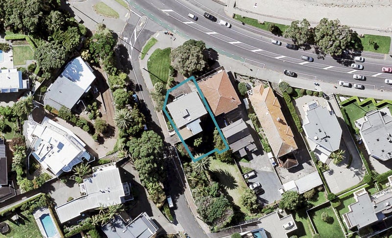 1/345 Tamaki Drive, St Heliers, Auckland - Carousel 1