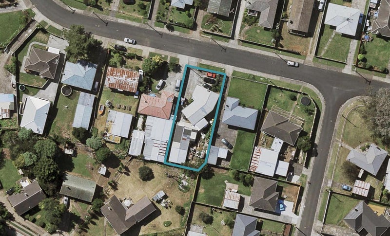14 Parker Crescent, Otara, Auckland - Carousel 1