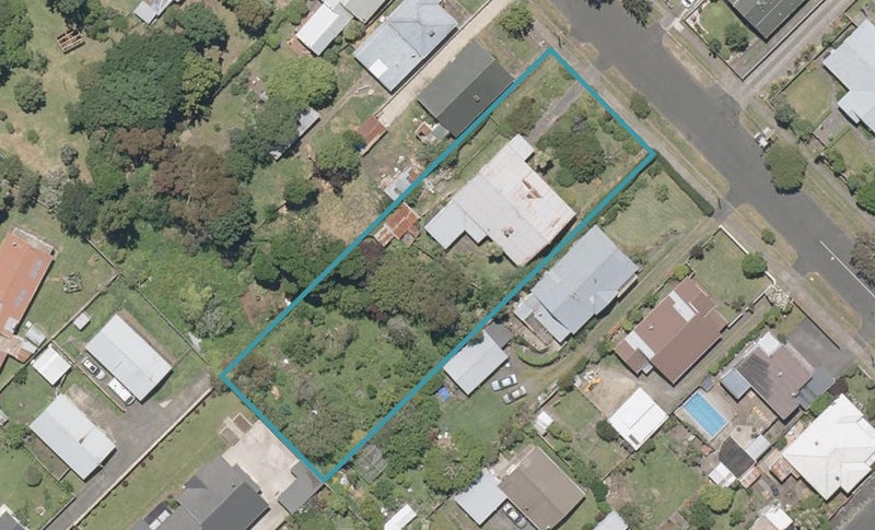 33 Caius Avenue, Gonville, Whanganui - Carousel 1